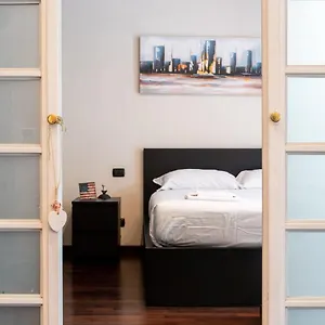 https://modern-duomo-apartment.it-lombardy.com