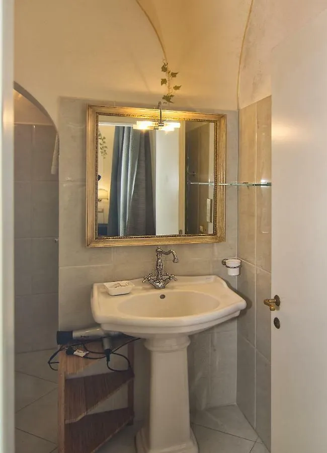 Bed & Breakfast Il Mattino Ha L'Oro In Bocca Bed and Breakfast Pisa